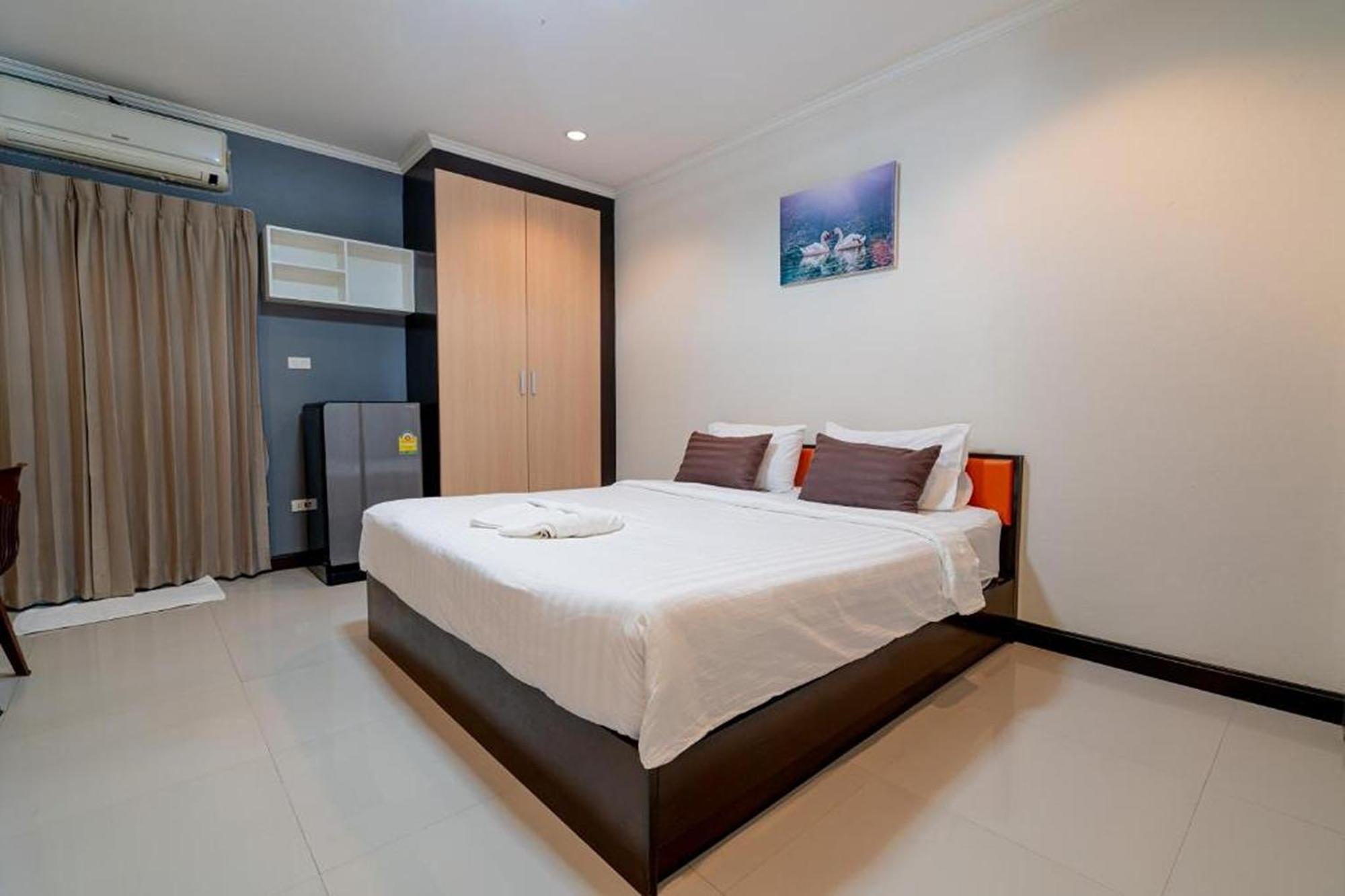 Jt Place Buriram Lägenhet Exteriör bild